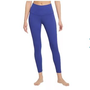 Blue Nike leggings